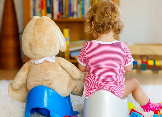 پوشک گرفتن کودک