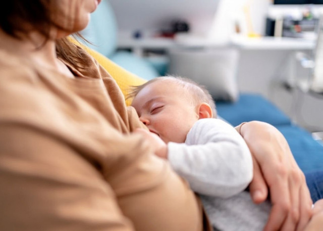 درمان گازگرفتی سینه مادر