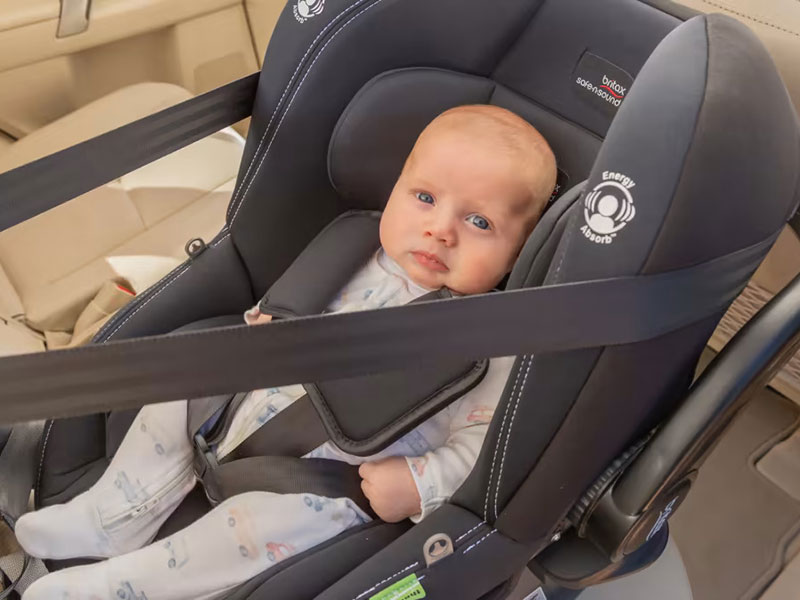 اشتباه هنگام استفاده از صندلی ماشین کودک