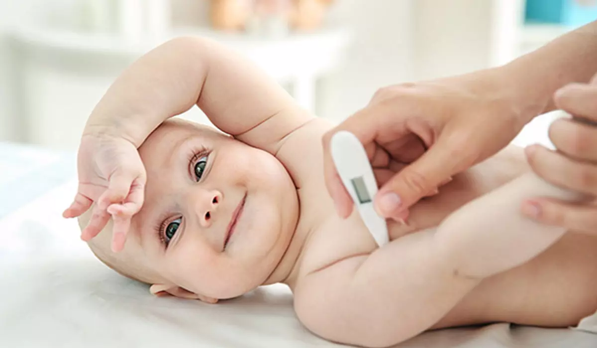 کنترل تب نوزاد
