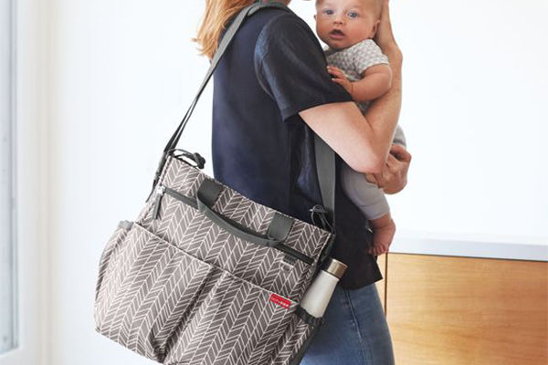 مزایای استفاده از ساک لوازم نوزاد