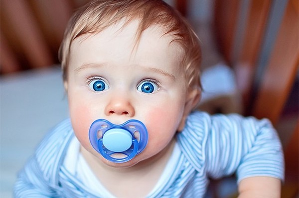 قاب محافظ پستانک