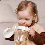 لیوان آبمیوه خوری 300 میل دسته دار هی اور شی HE OR SHE