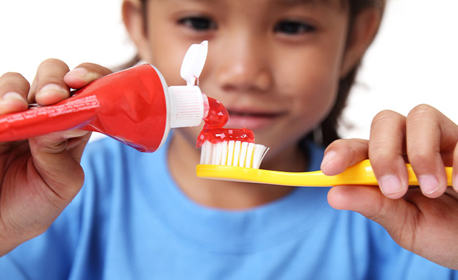 راهنمای خرید بهترین خمیر دندان کودک