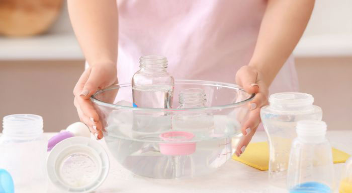 نکات بهداشتی در استفاده از شیشه شیر برای نوزادان