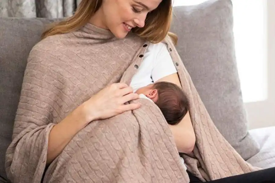 مزایای استفاده از کاور شیردهی